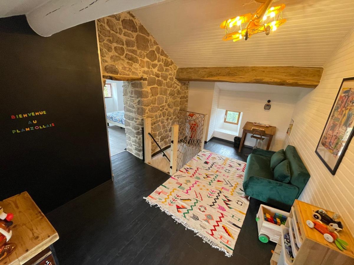 Le Planzollais Villa Planzolles Kültér fotó